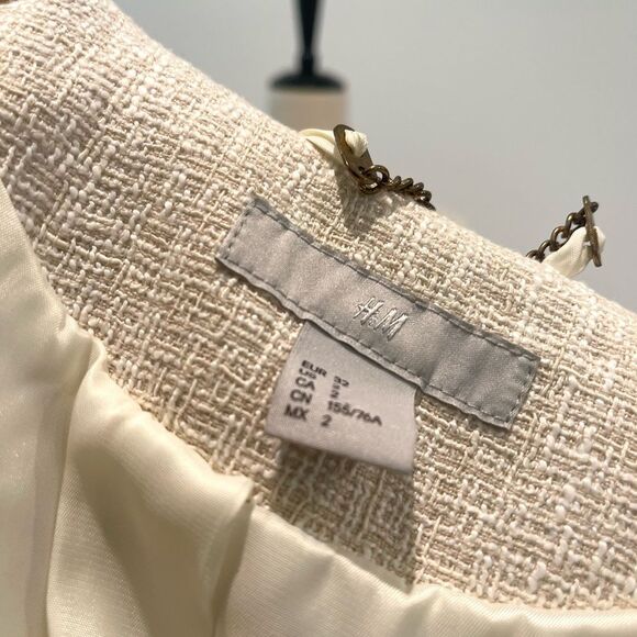 H&M Petite beige Cream Tapered Waist Cropped Suit Jacket Blazer Coat size 32 - Picture 6 of 6